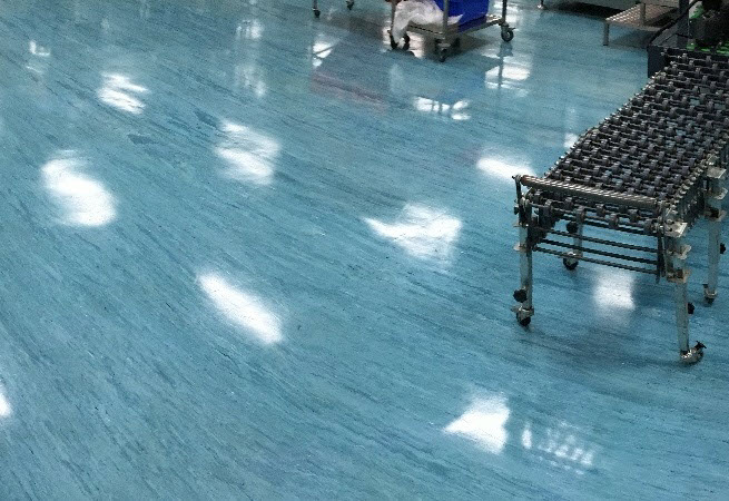 Industrial Vinyl Floor Restoration